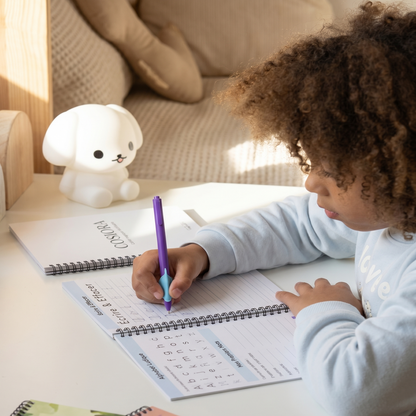 Cahier Magique Réutilisable — Apprendre à Écrire Sans Stress